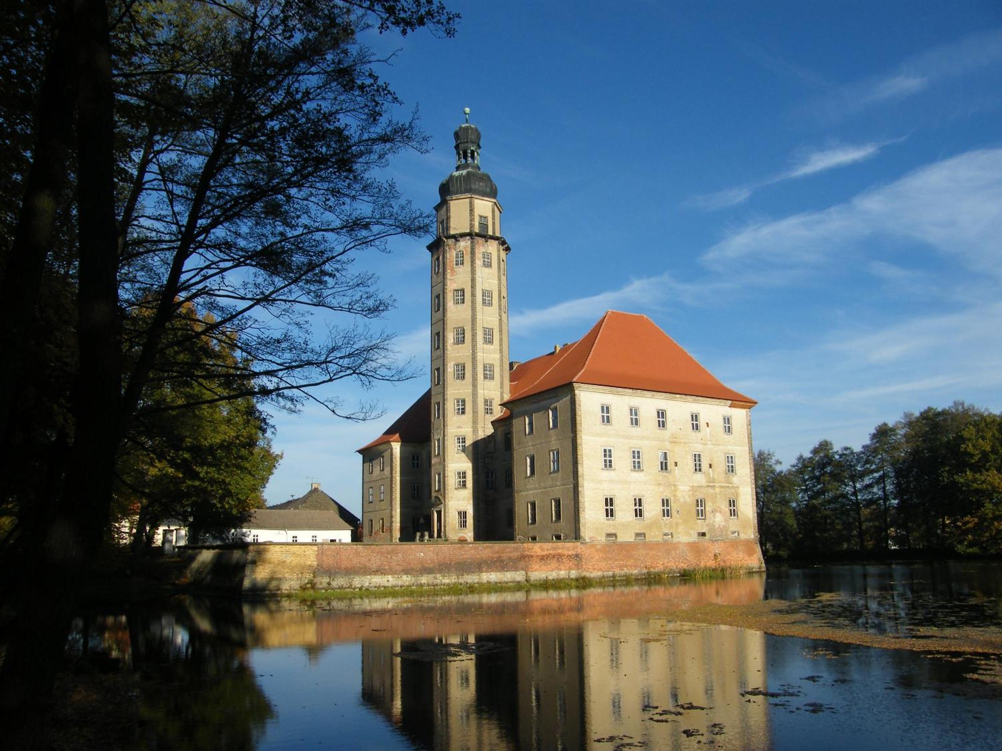 Apartmenthotel Garni Gärtnerhaus Schloss Reinharz Bad Schmiedeberg Exterior foto